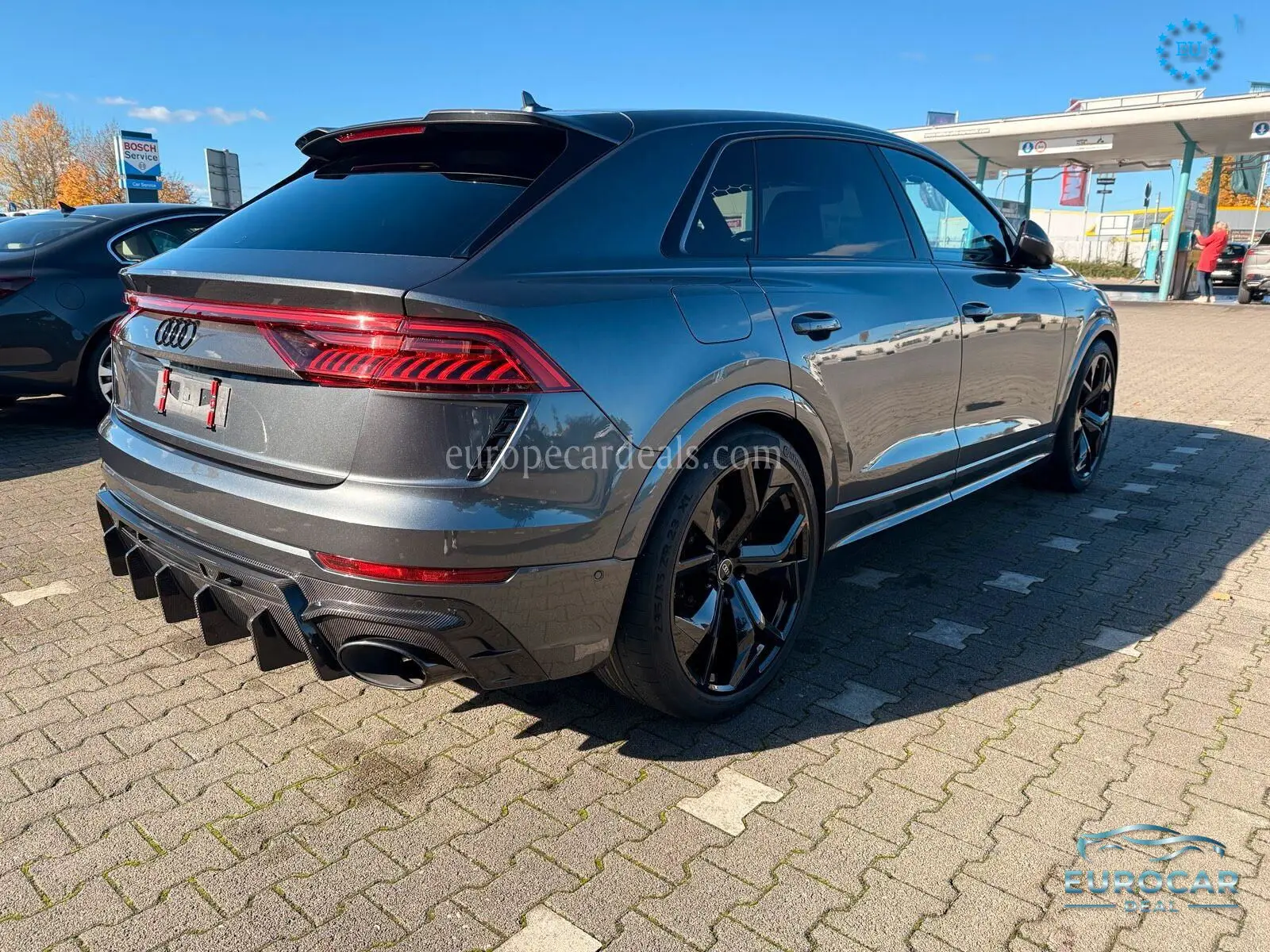 Audi RSQ8