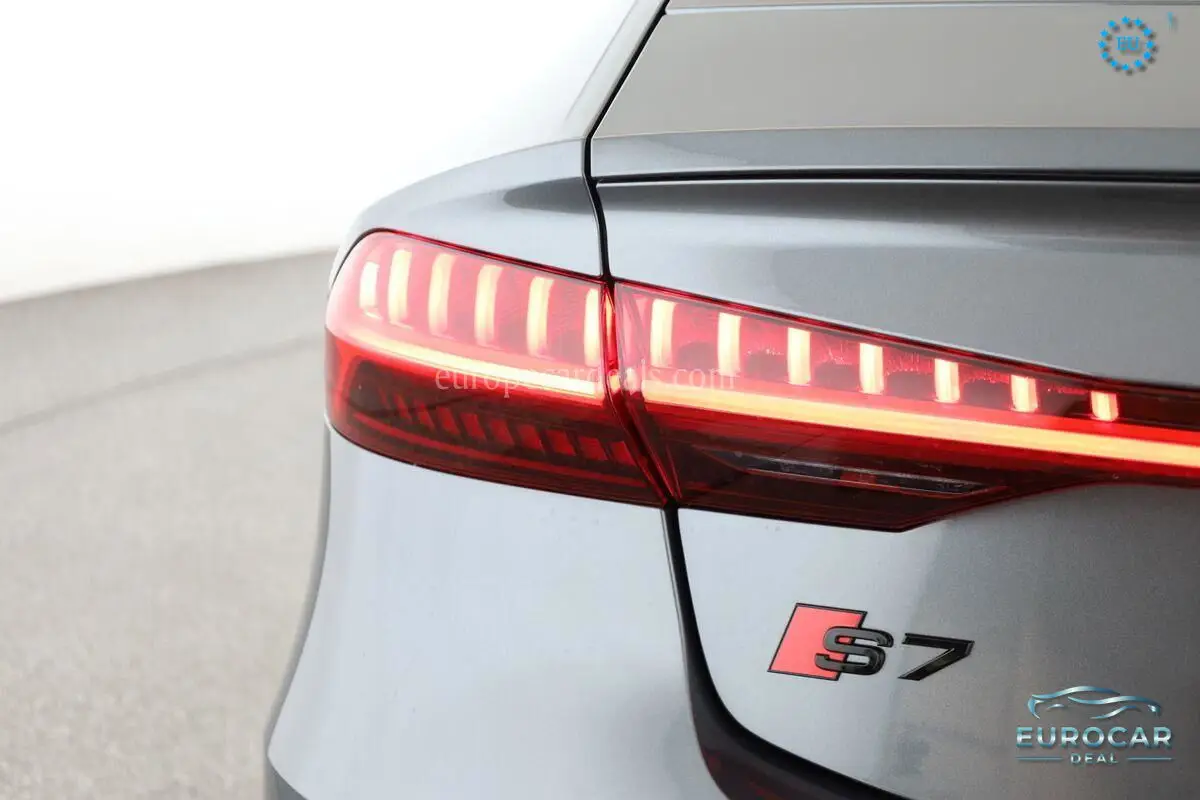 Audi S7