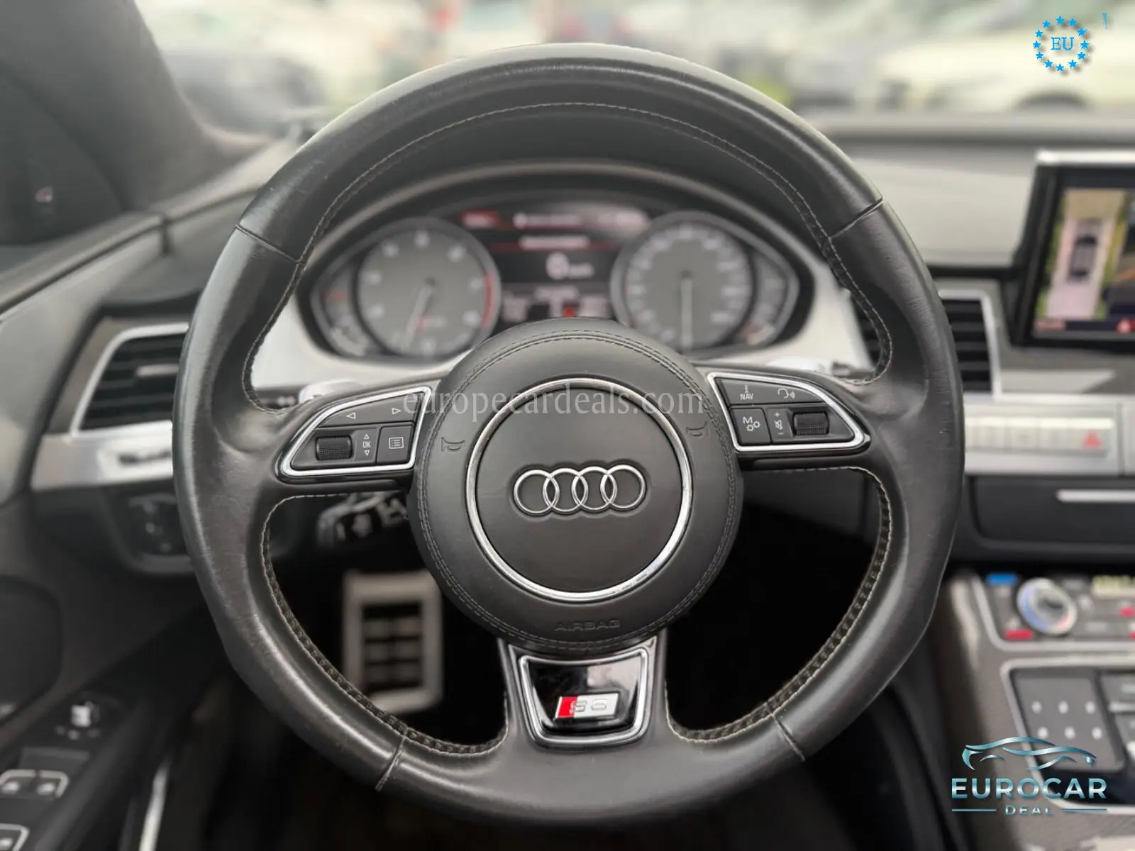 Audi S8