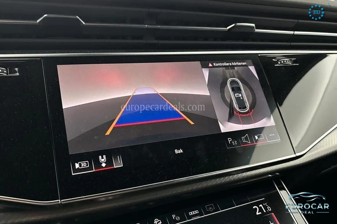 Audi RSQ8
