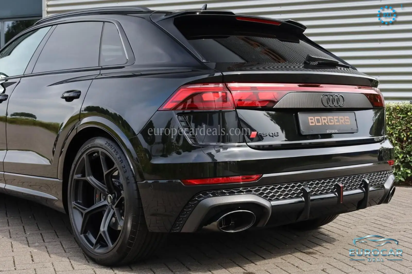 Audi RSQ8