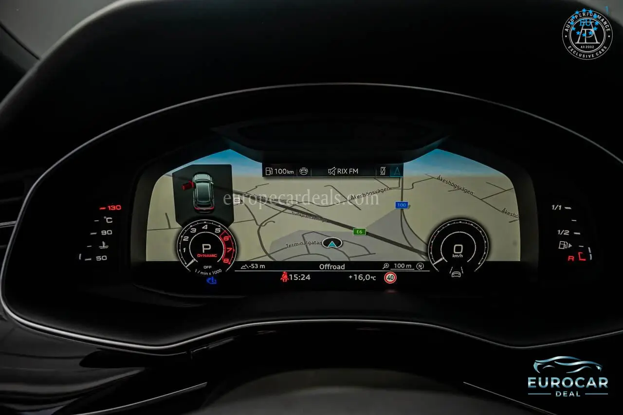 Audi RSQ8