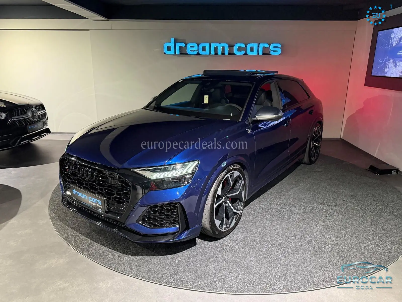 Audi RSQ8