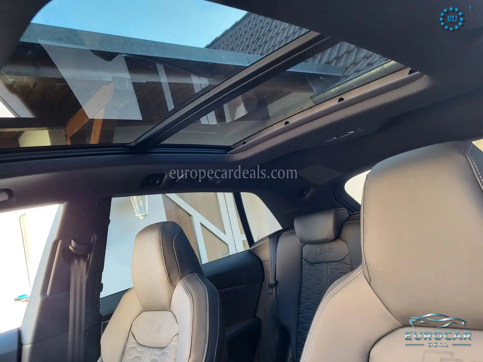 Audi RSQ8