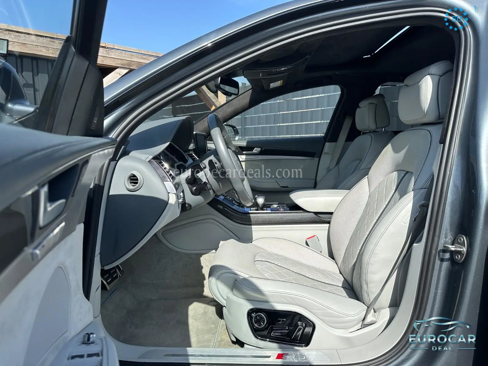 Audi S8