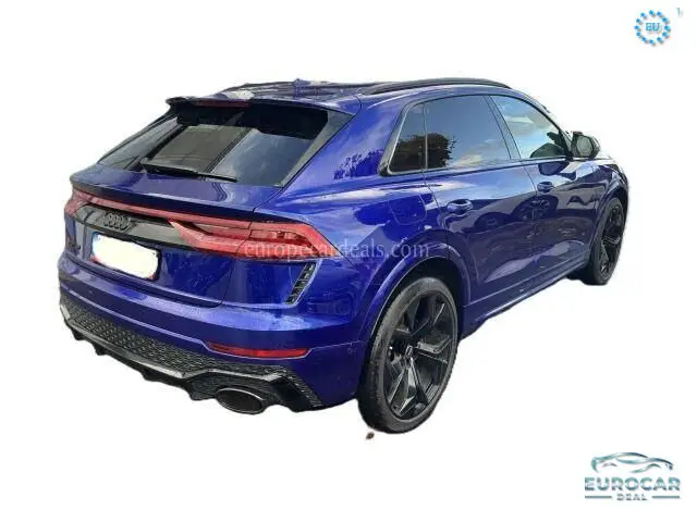 Audi RSQ8