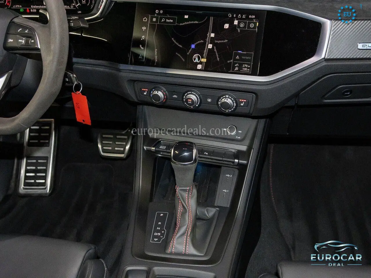 Audi RSQ3