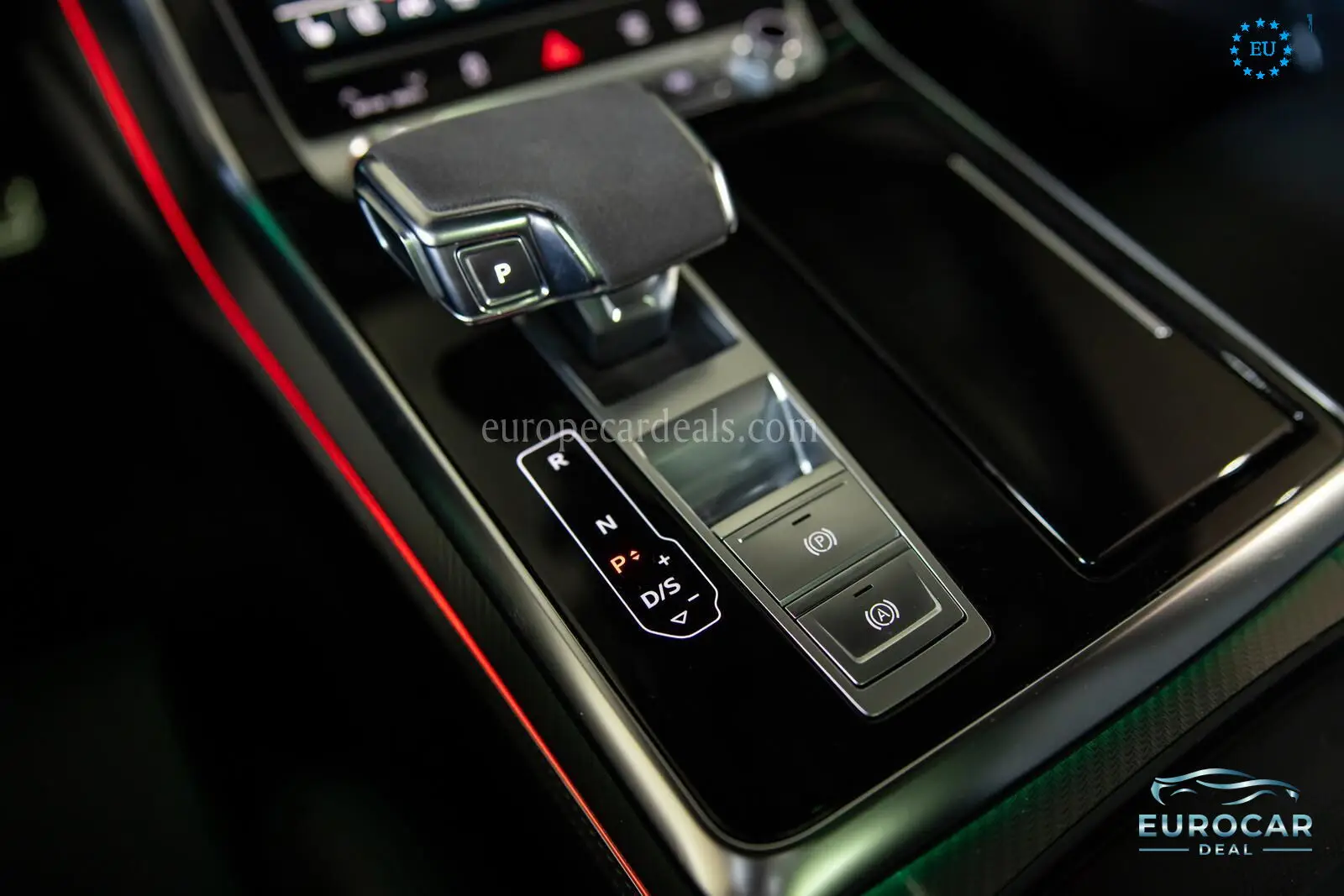Audi RSQ8