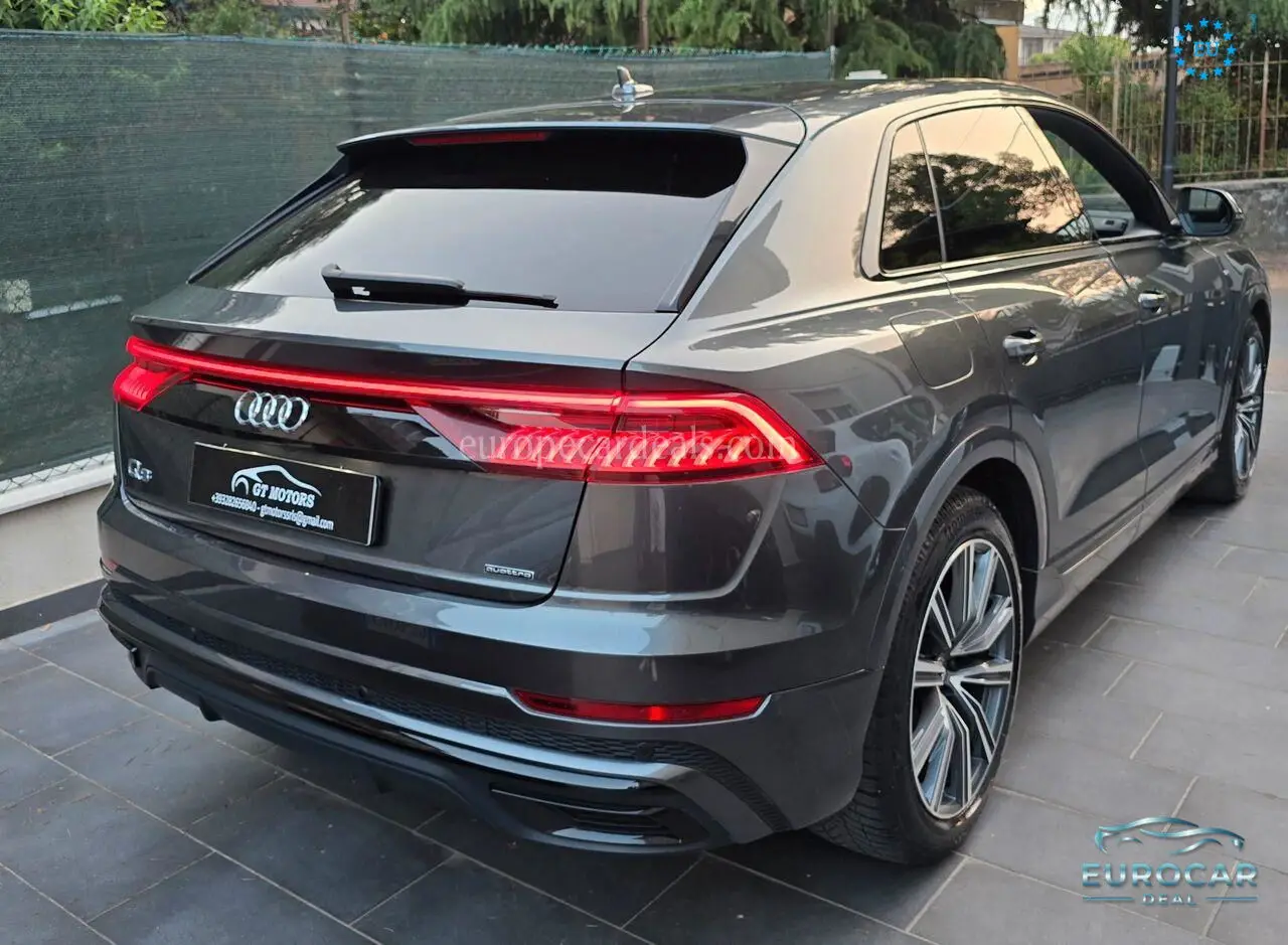 Audi Q8