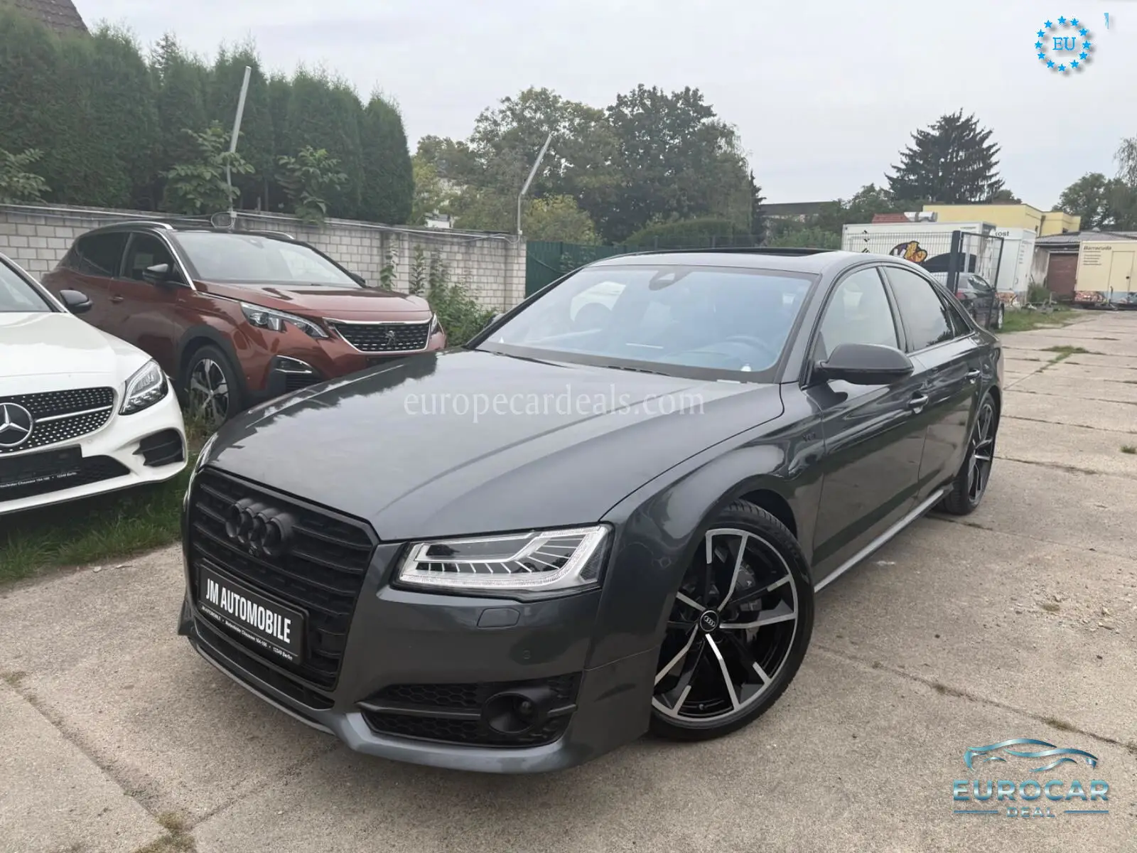 Audi S8