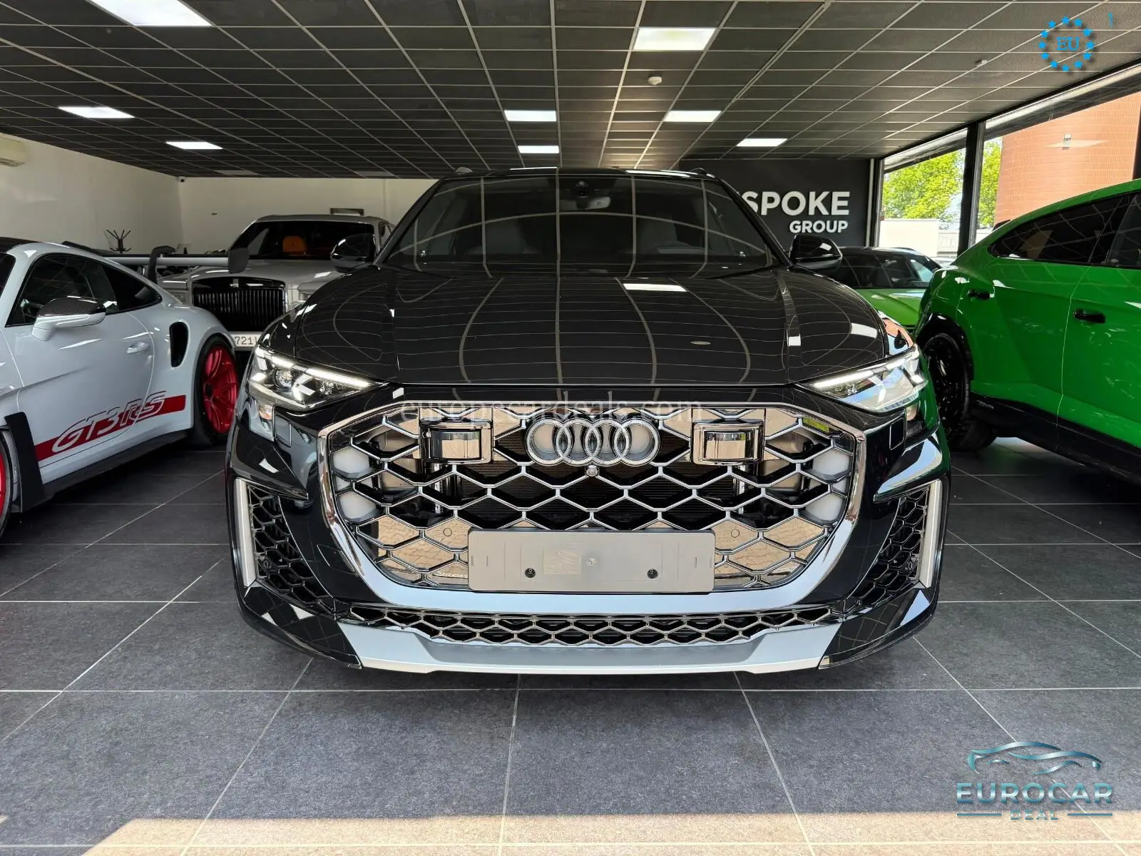 Audi RSQ8