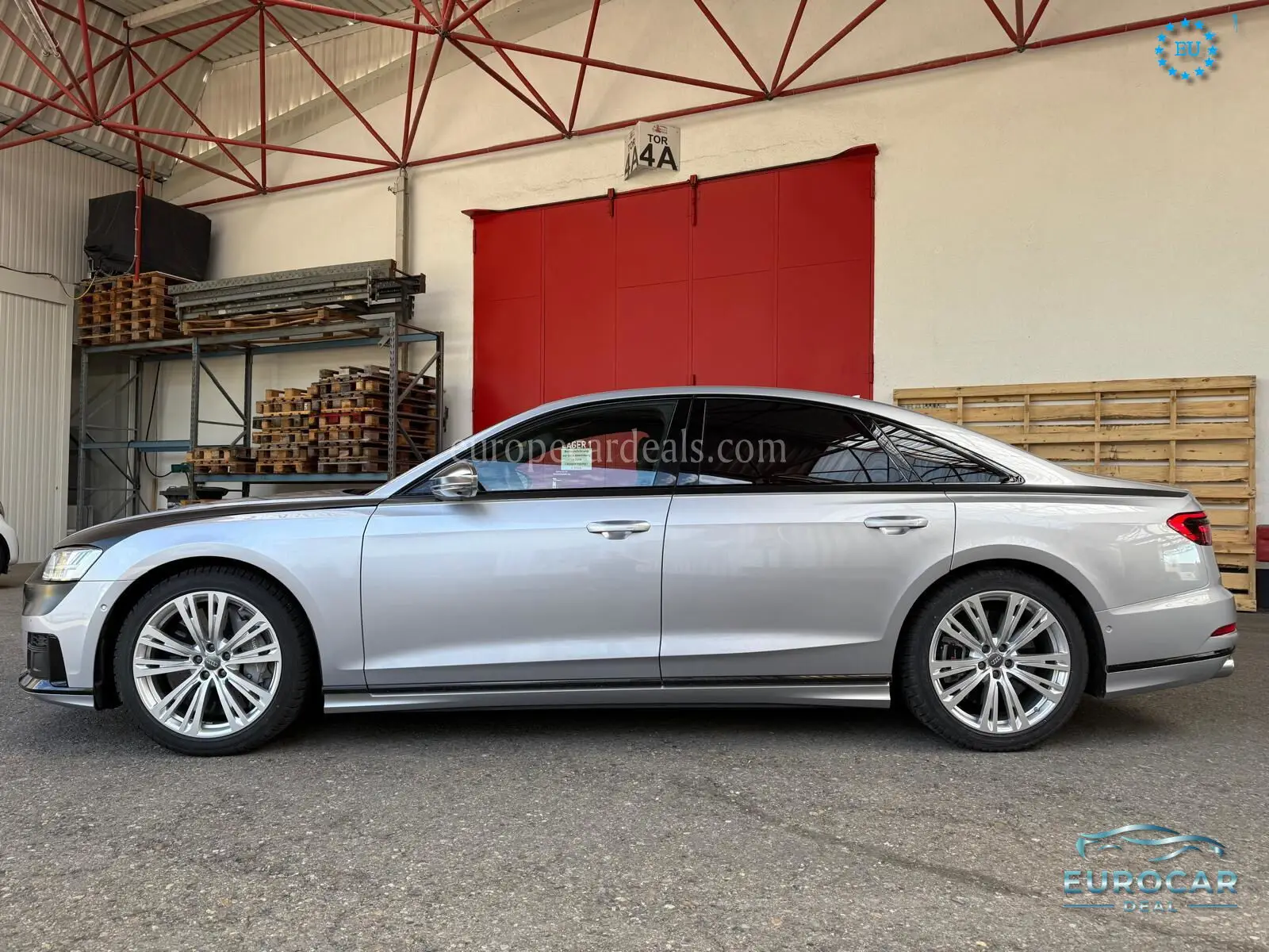 Audi S8