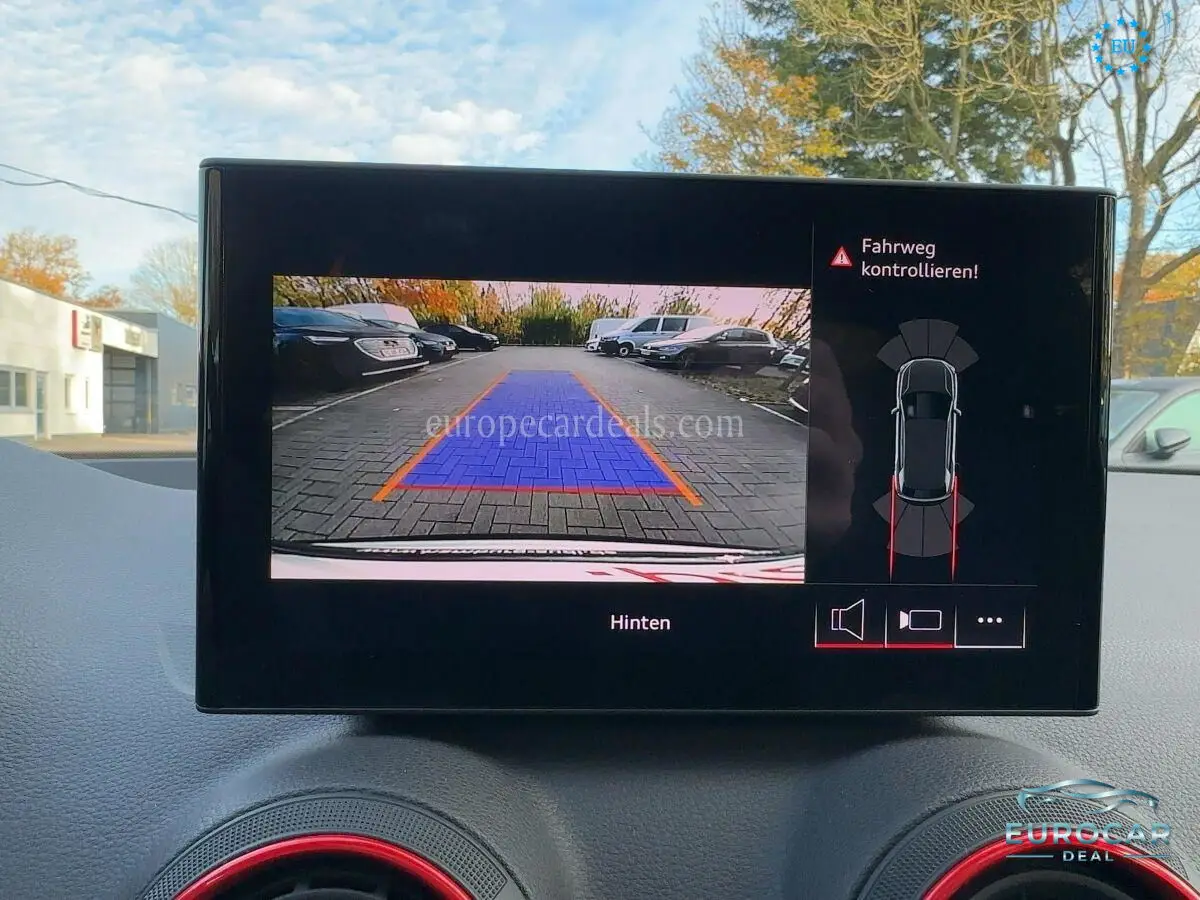 Audi SQ2