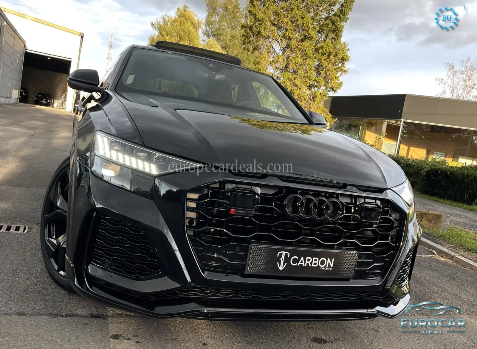 Audi RSQ8