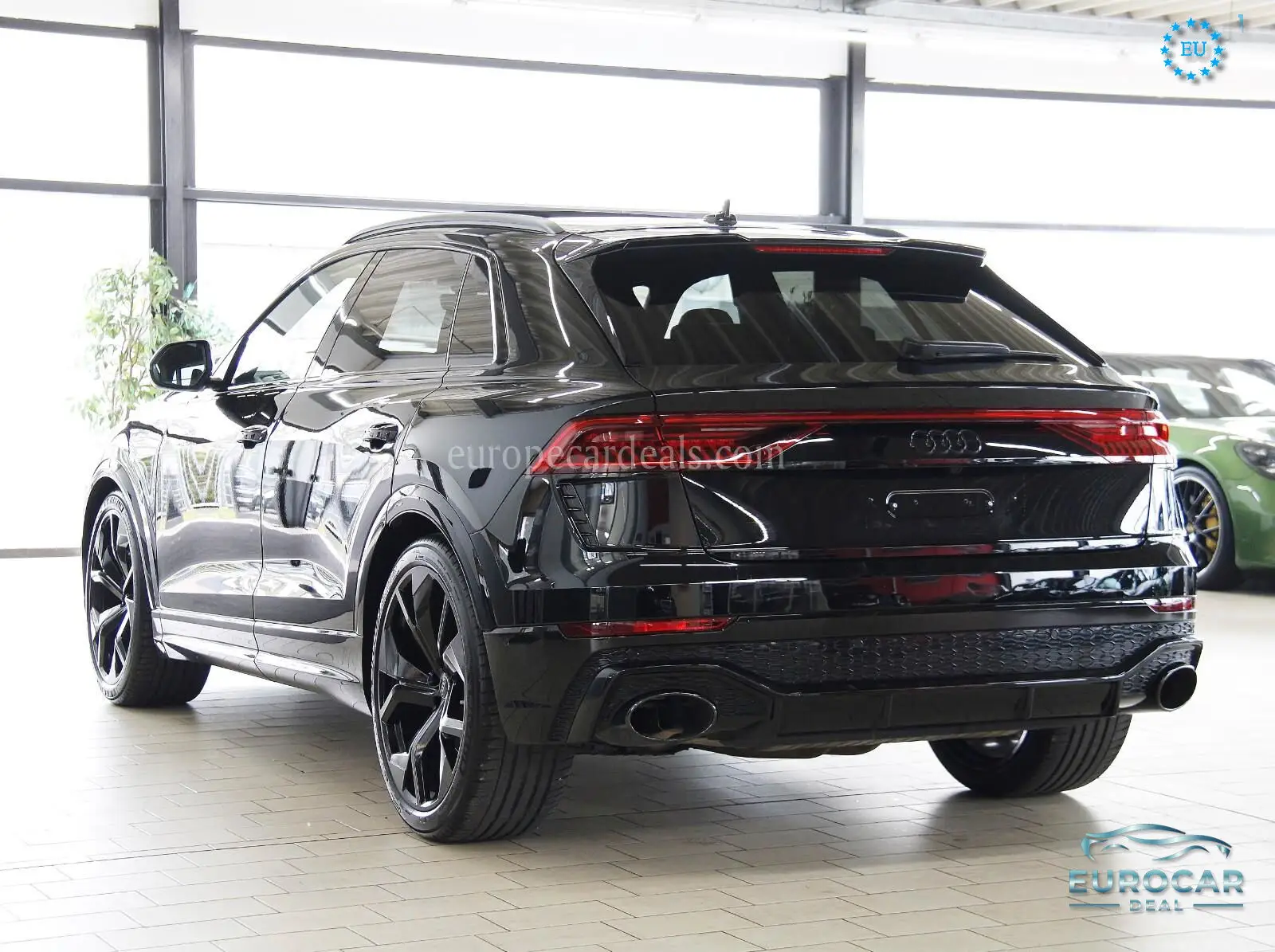 Audi RSQ8