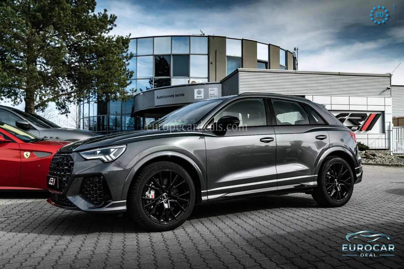 Audi RSQ3