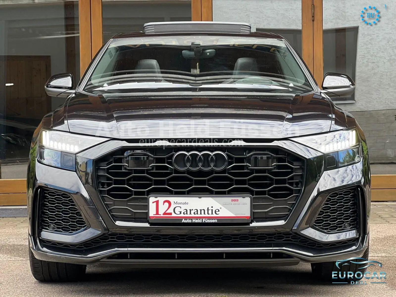 Audi RSQ8