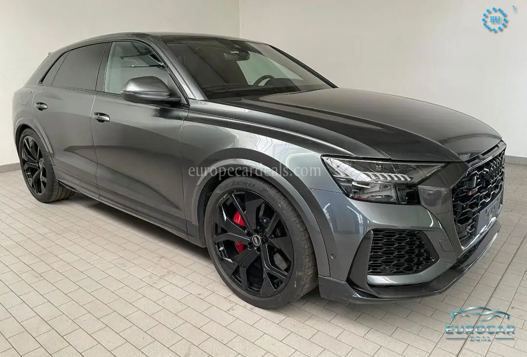 Audi RSQ8