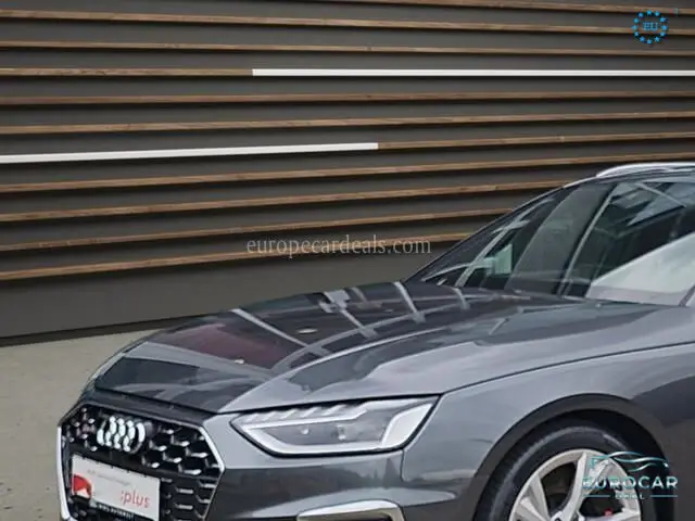 Audi S4