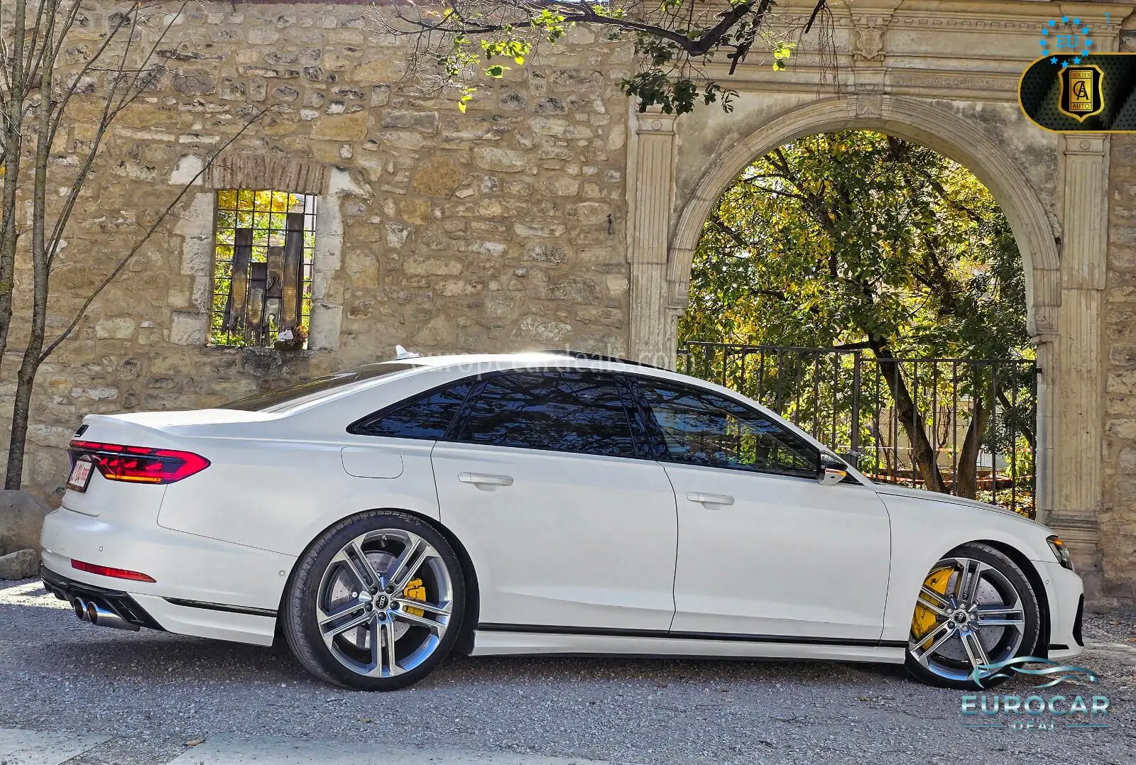 Audi S8