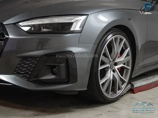 Audi S5