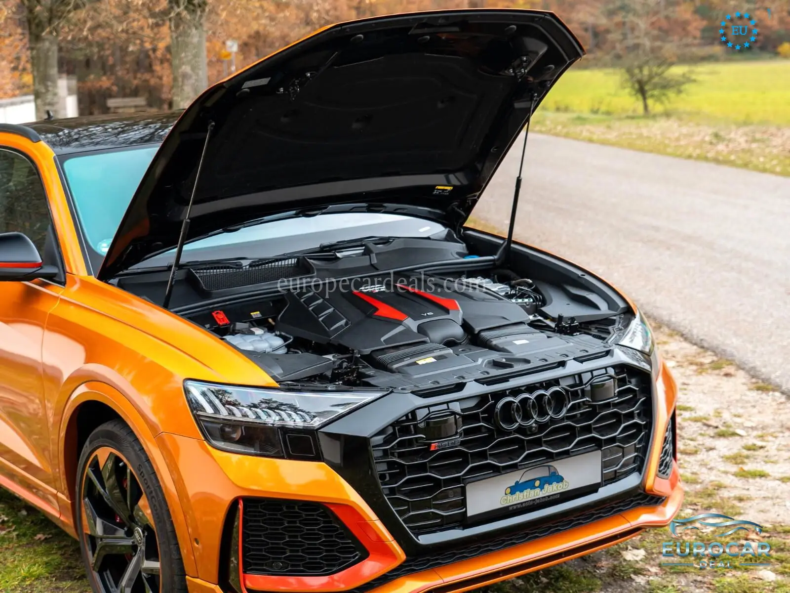 Audi RSQ8
