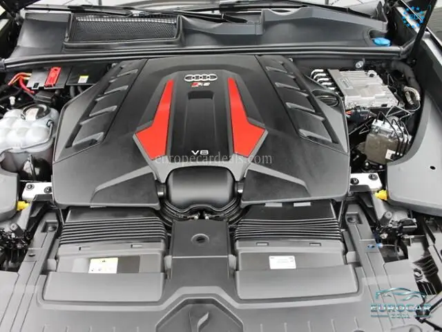 Audi RSQ8