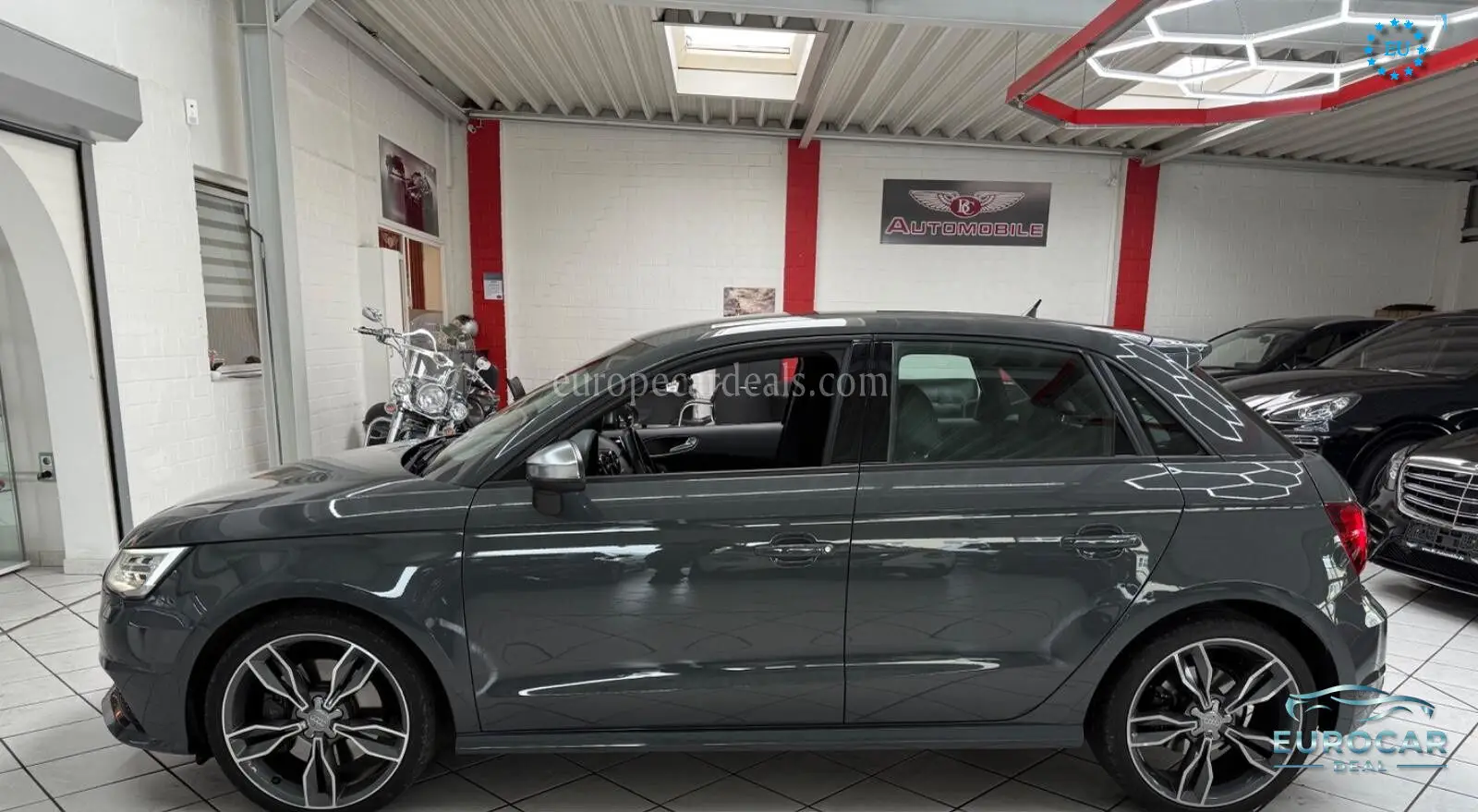 Audi S1