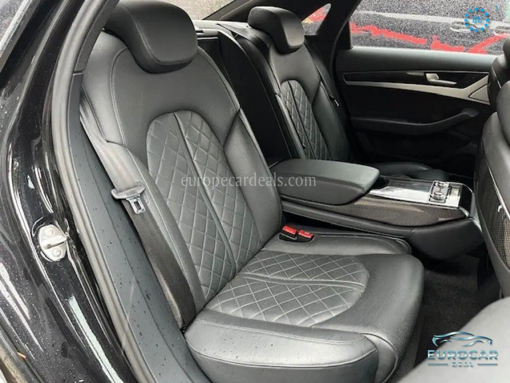 Audi S8