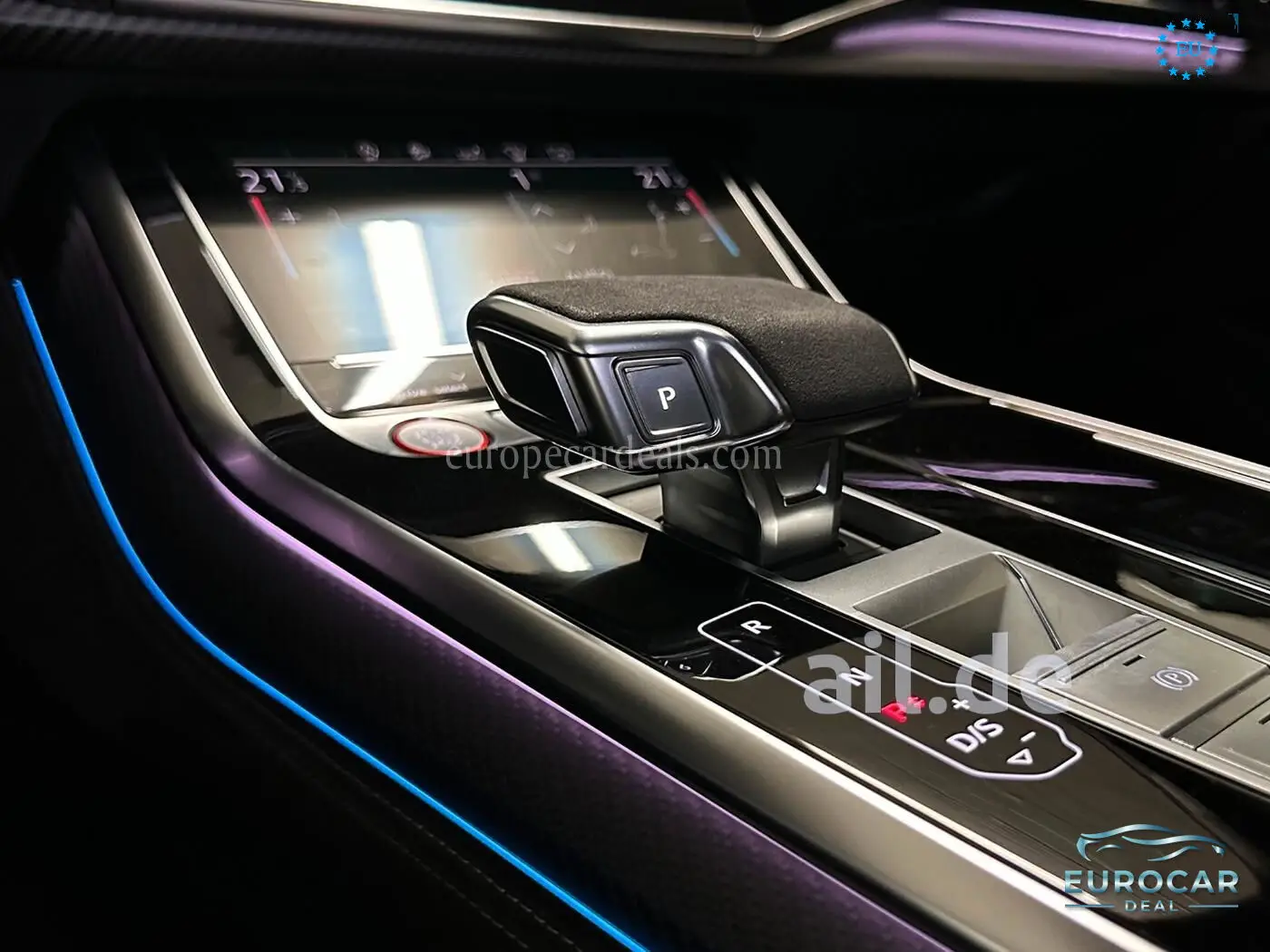 Audi RSQ8