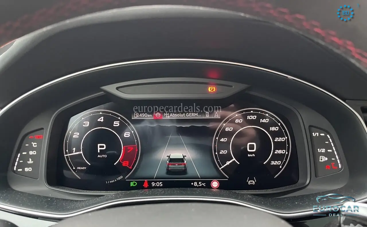 Audi RSQ8