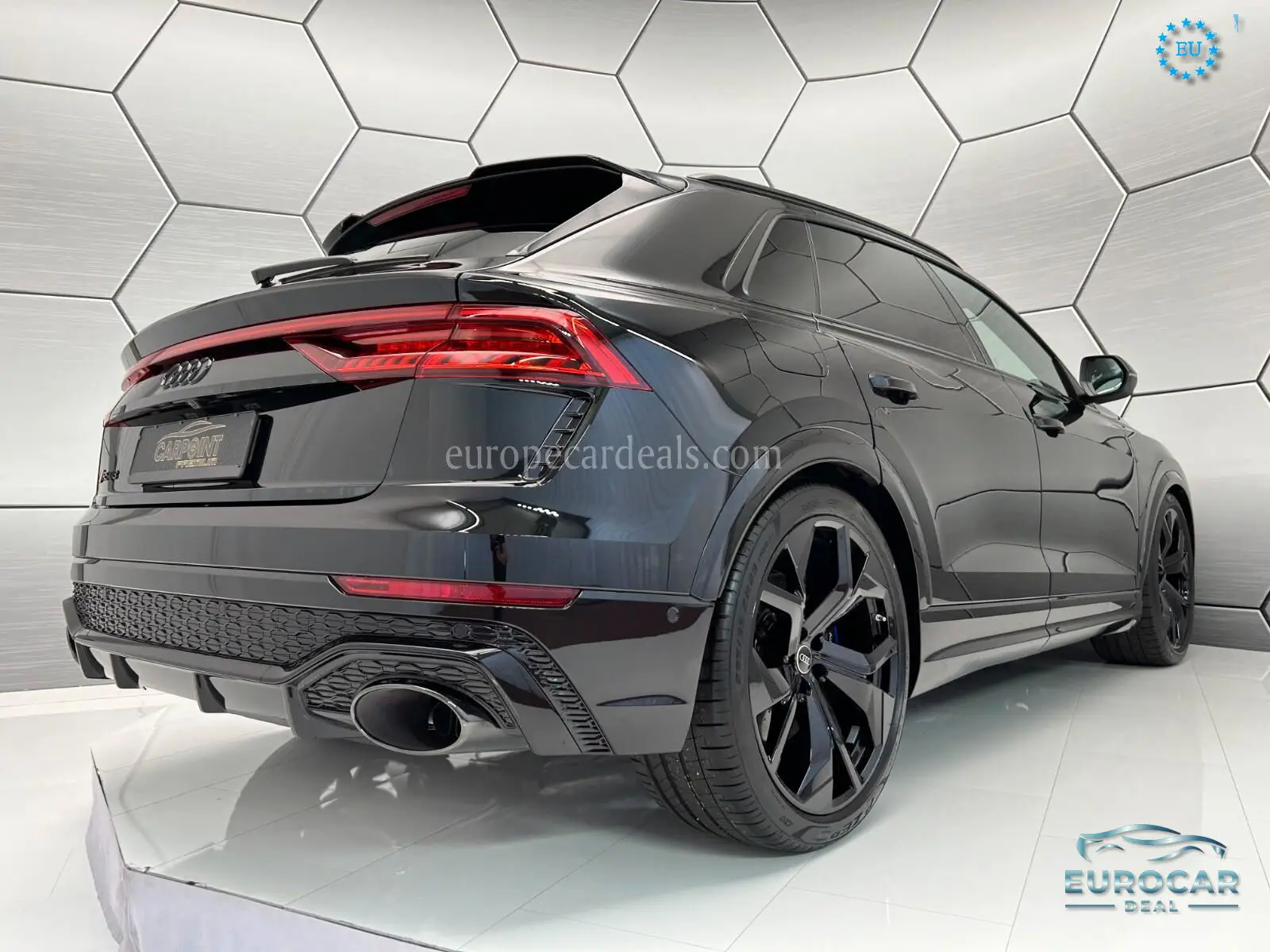 Audi RSQ8