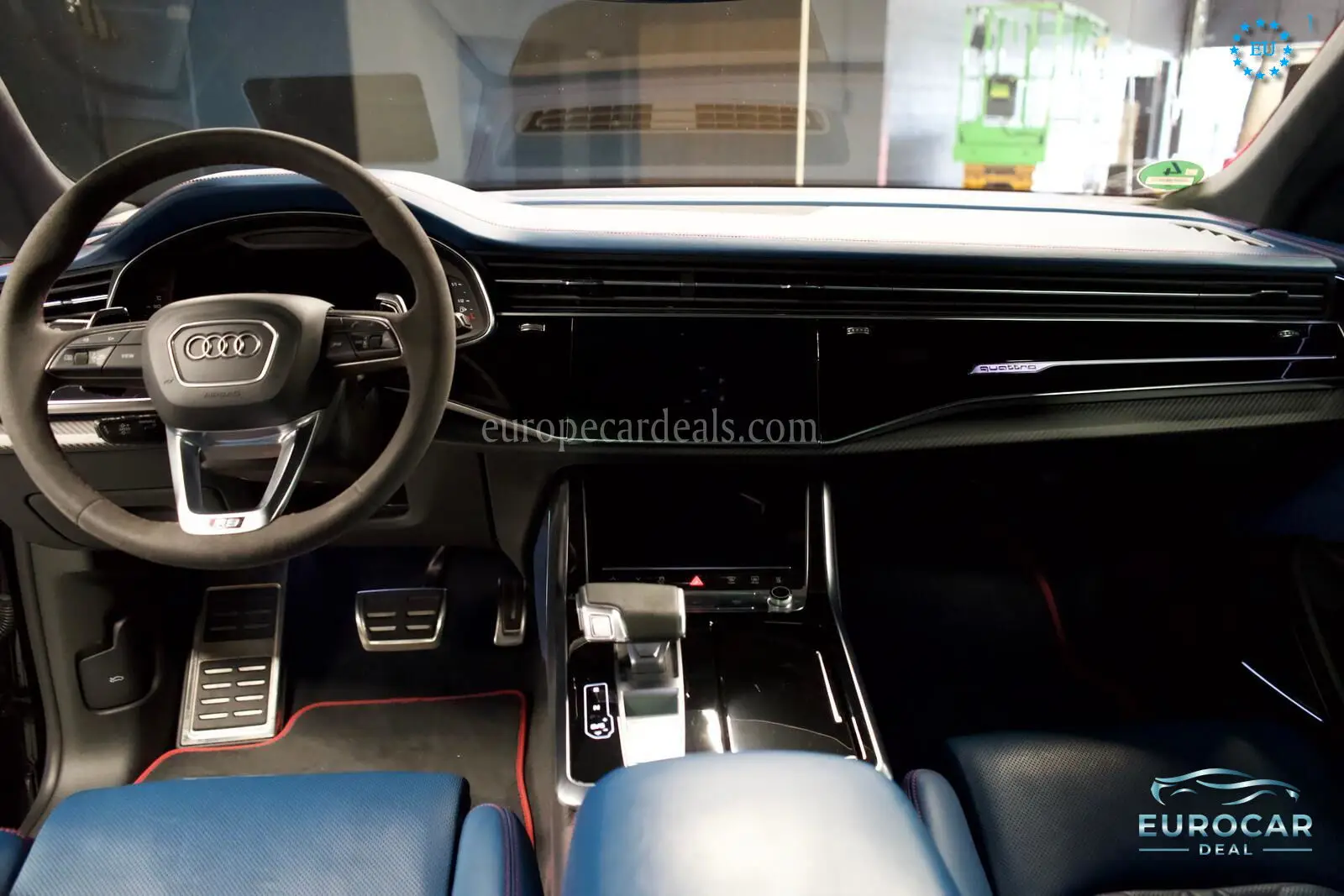 Audi RSQ8