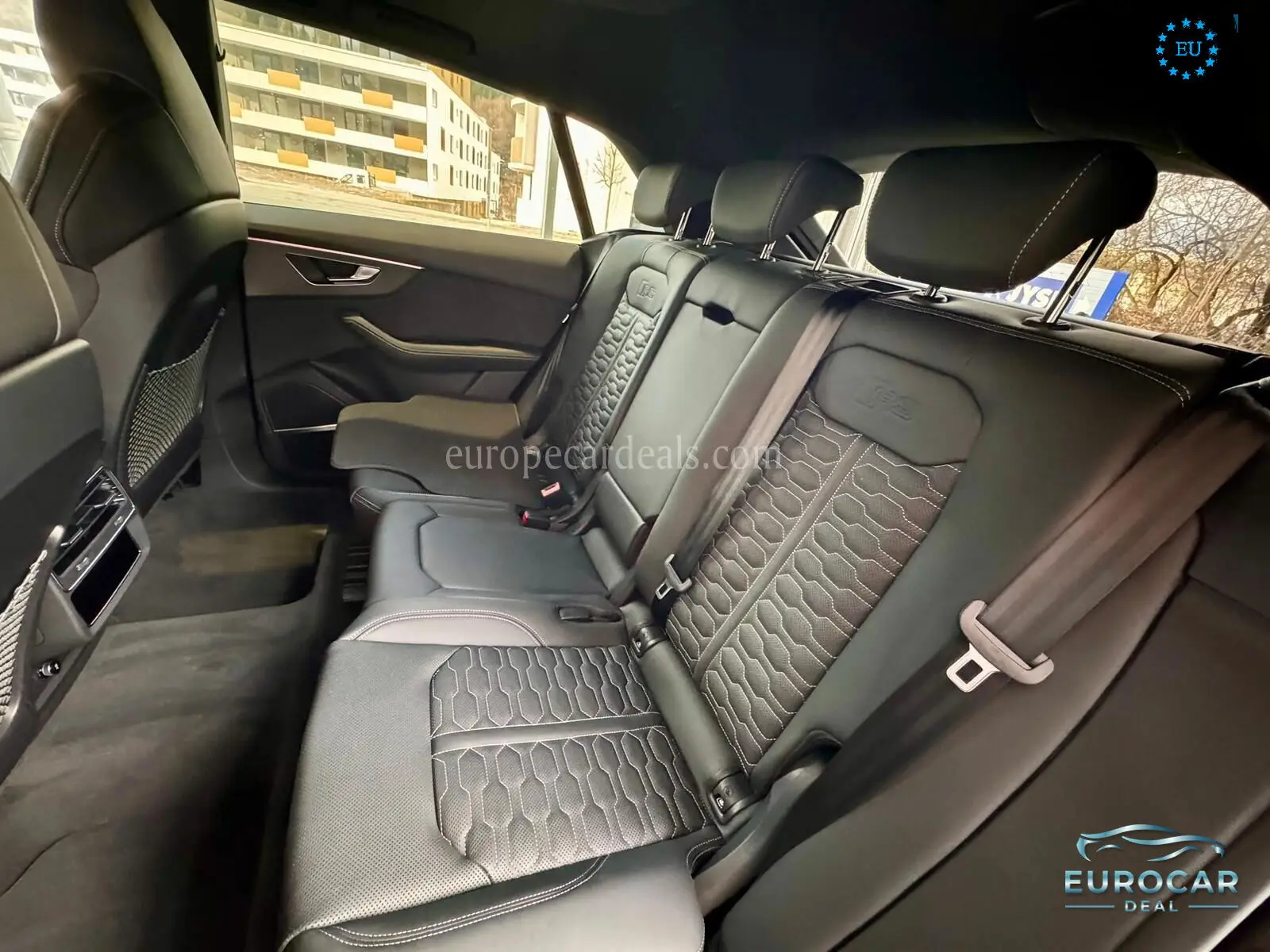 Audi RSQ8