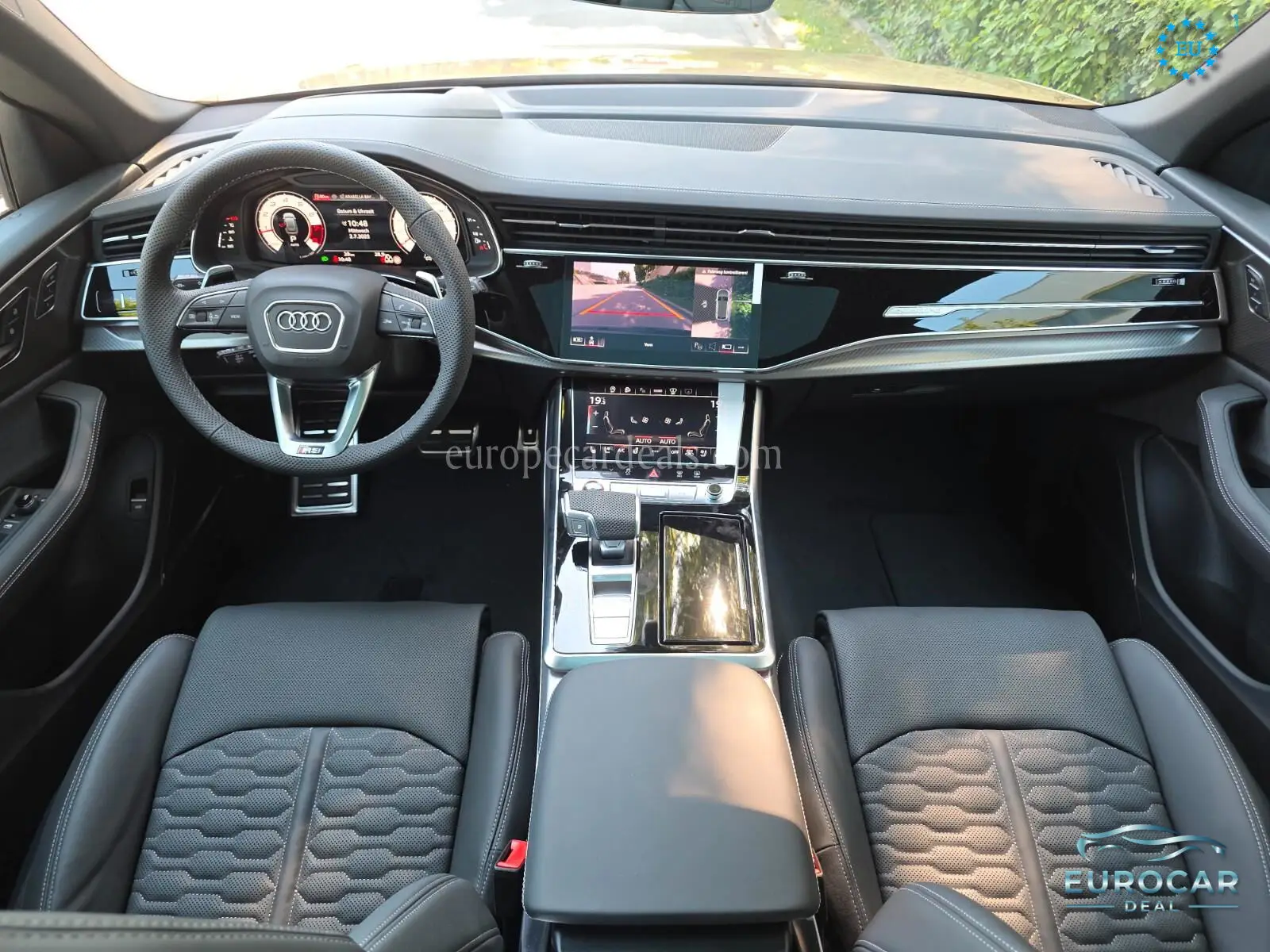 Audi RSQ8
