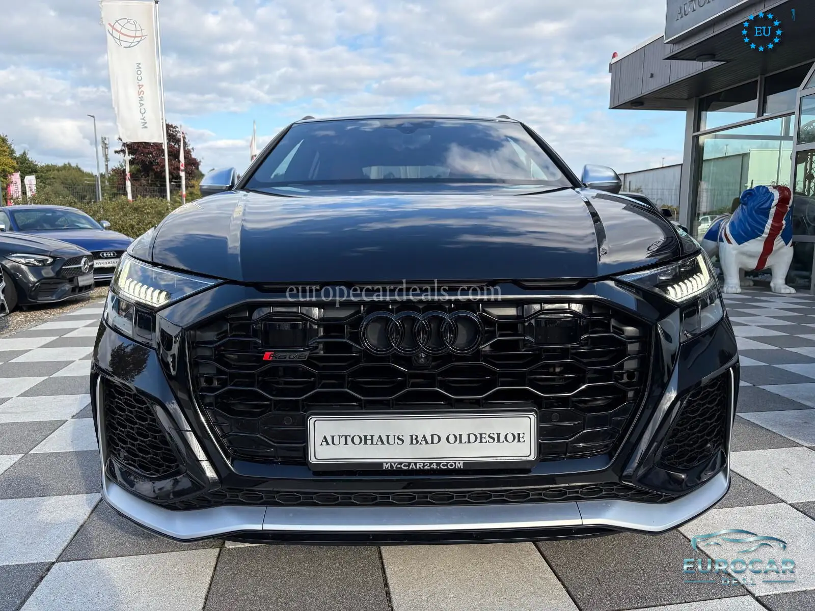Audi RSQ8