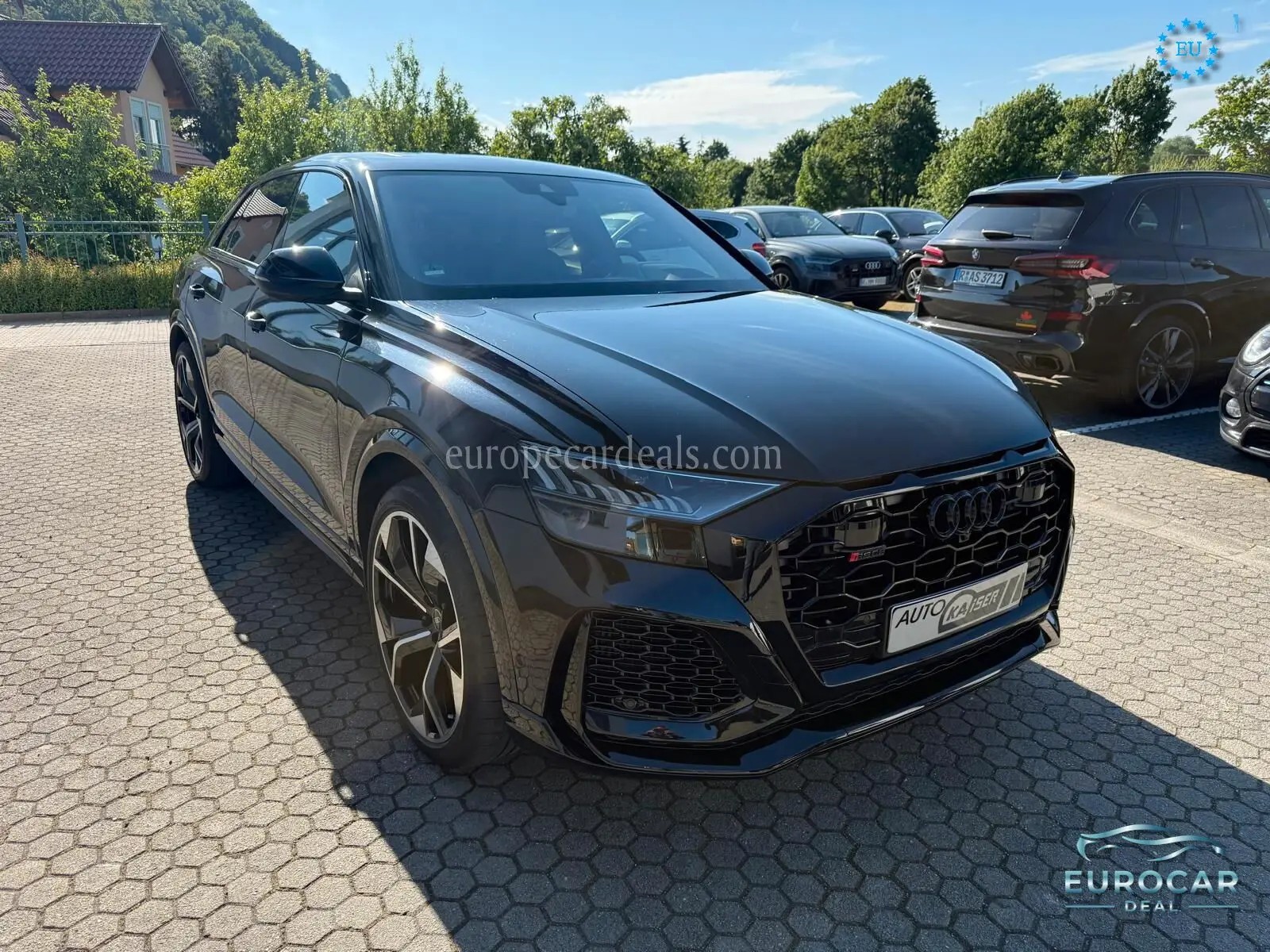 Audi RSQ8