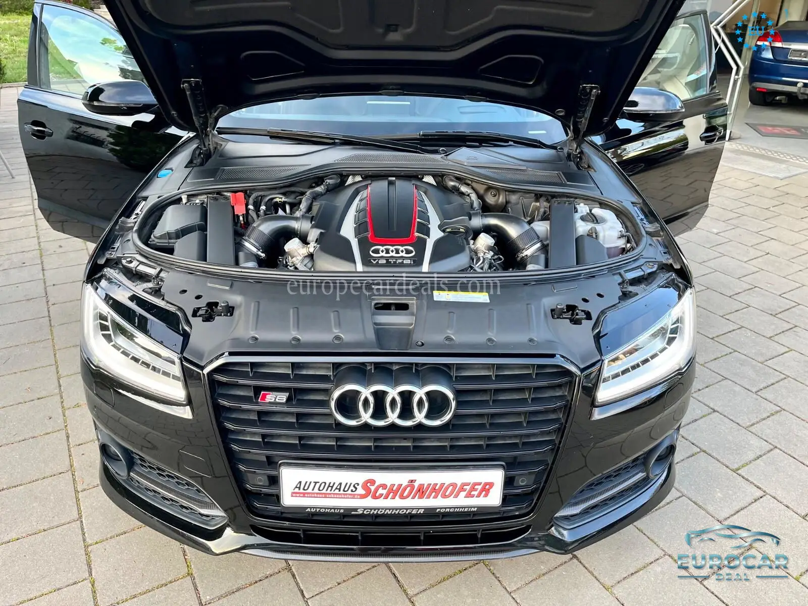 Audi S8