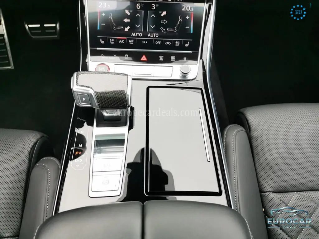 Audi S8