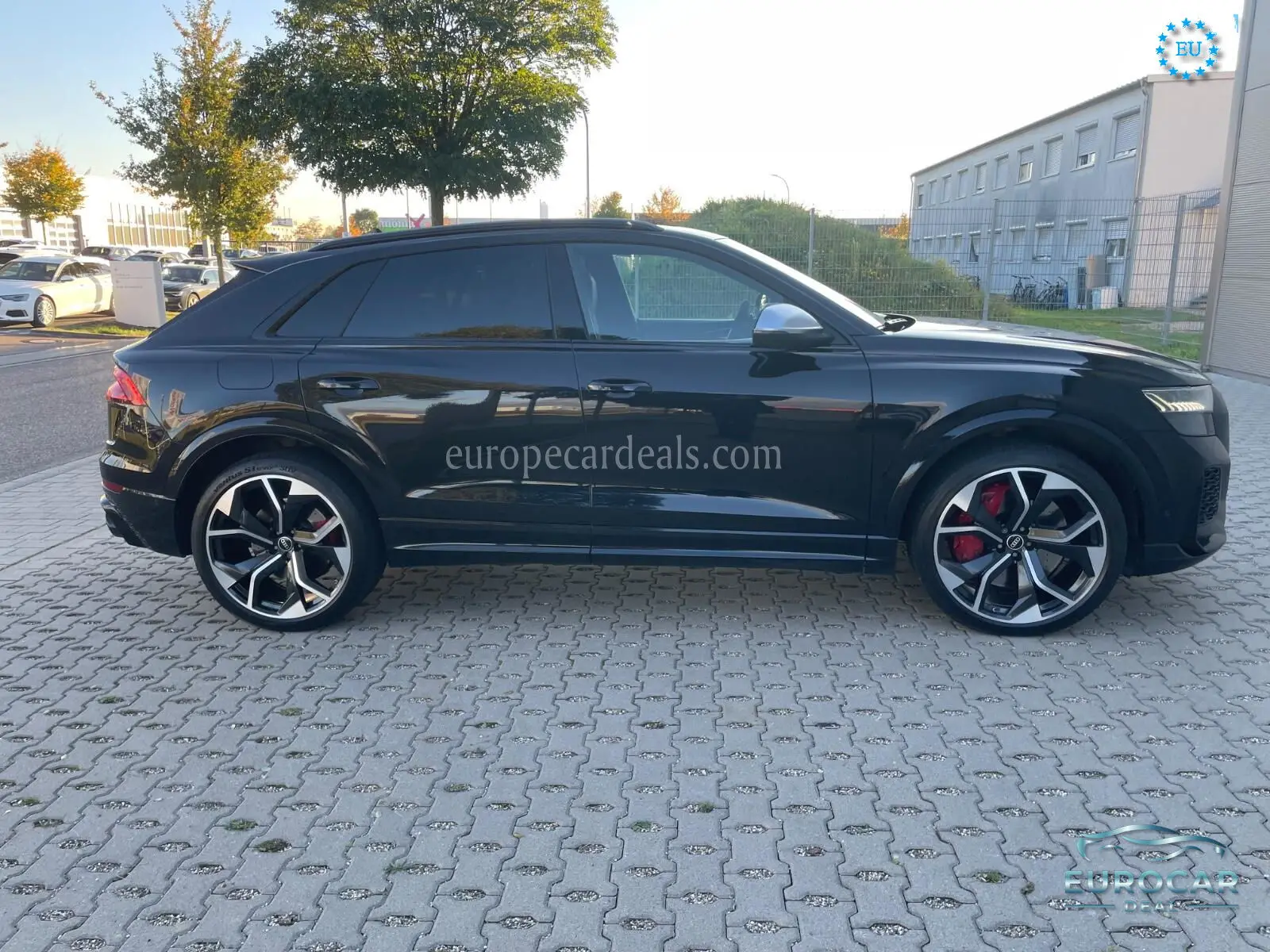 Audi RSQ8