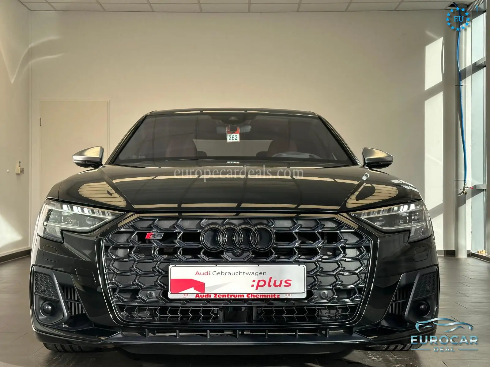 Audi S8