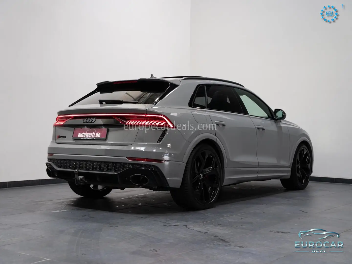 Audi RSQ8