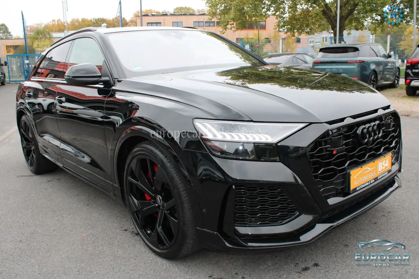 Audi RSQ8