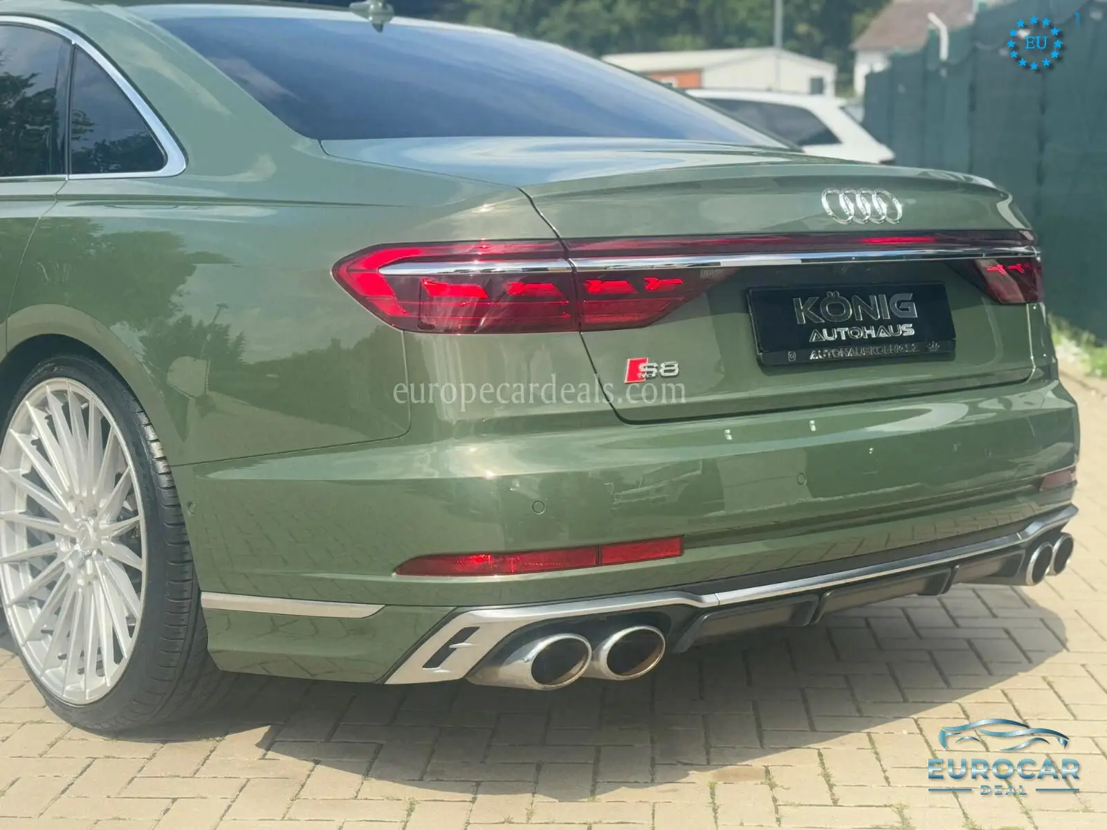 Audi S8