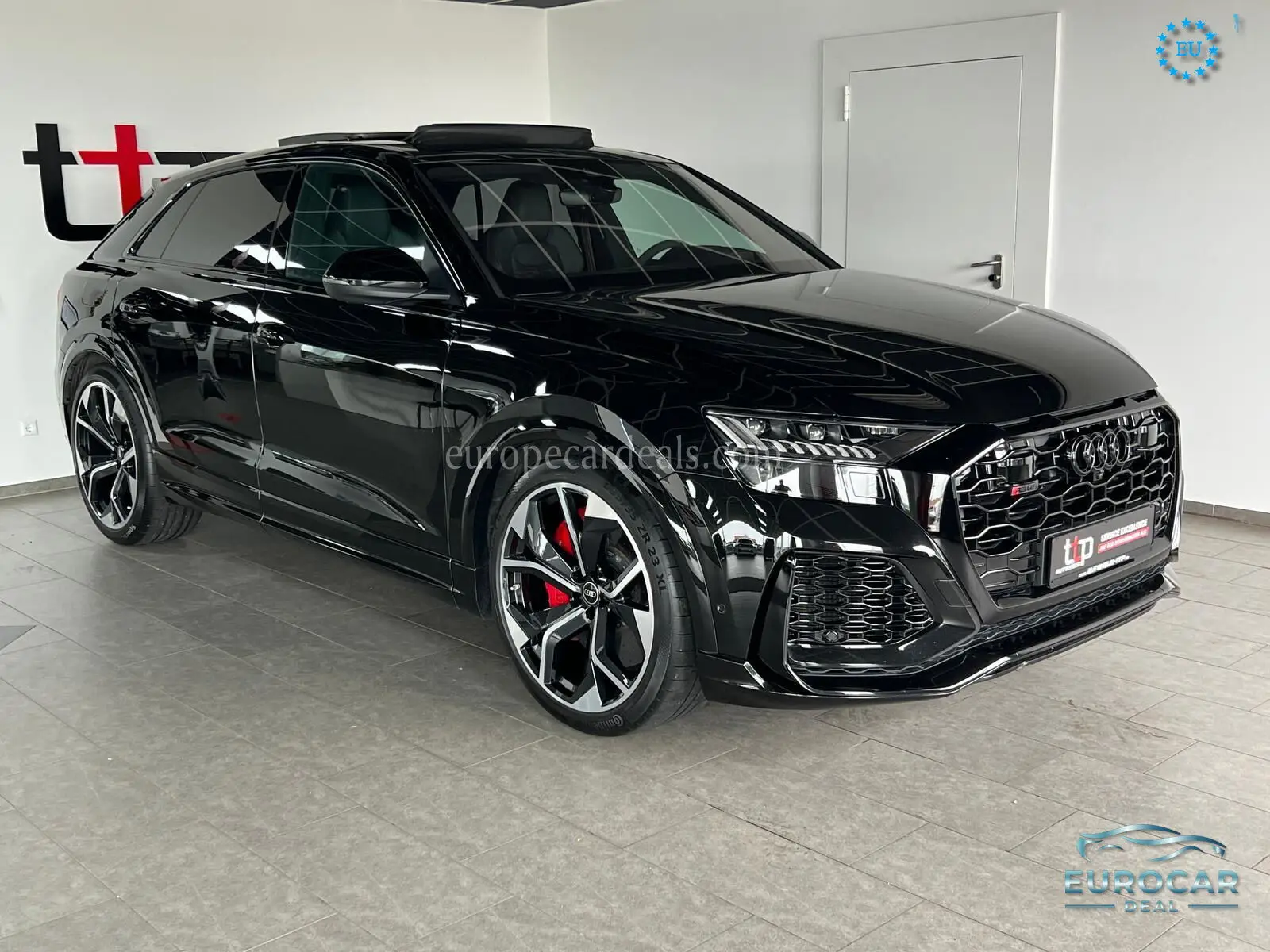 Audi RSQ8