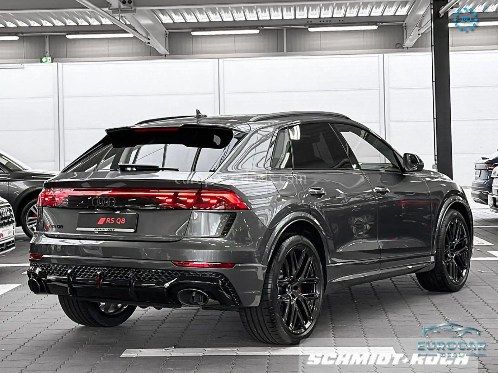 Audi RSQ8