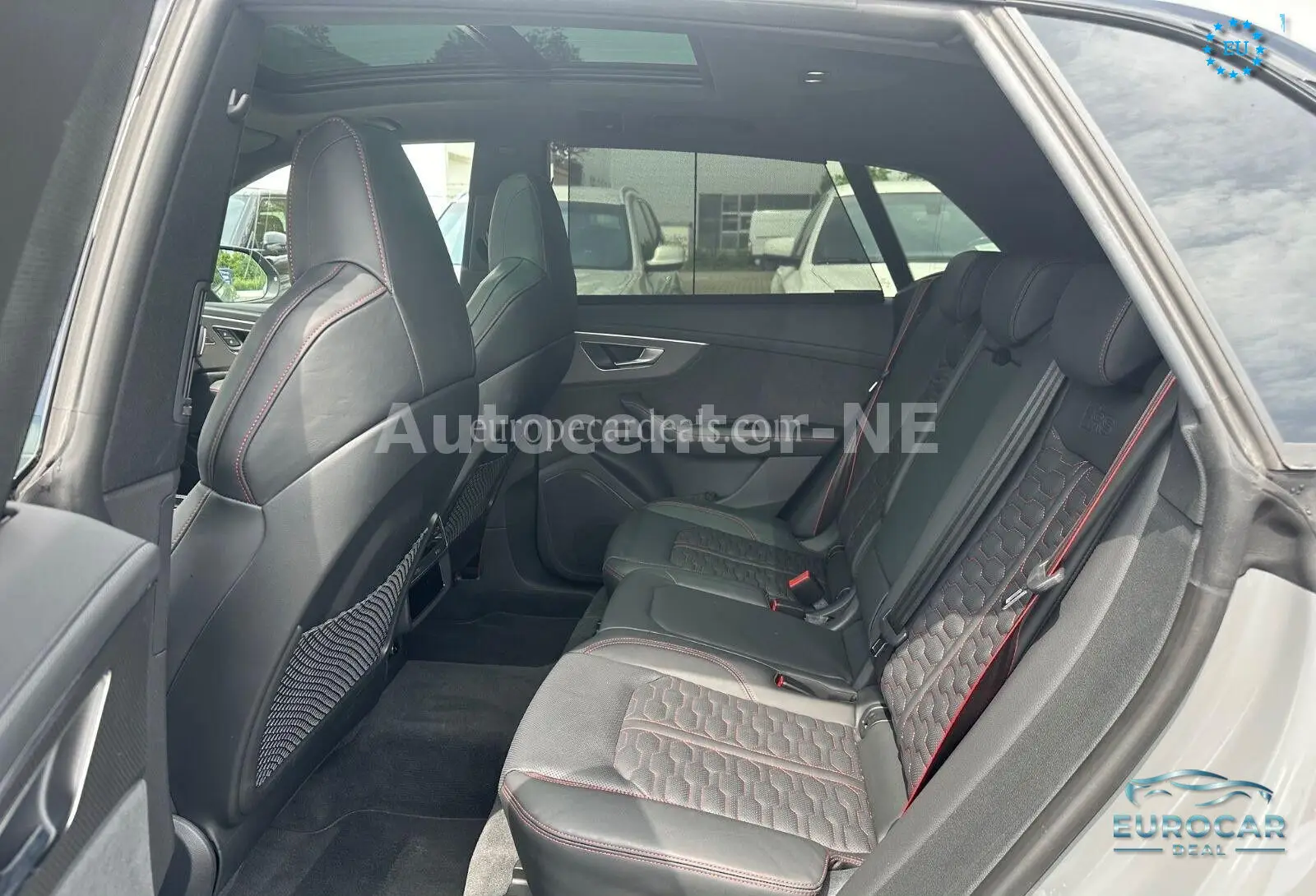 Audi RSQ8
