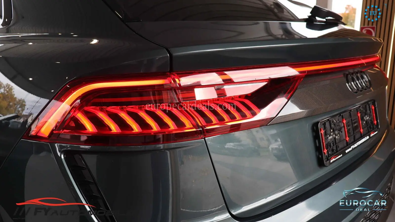Audi RSQ8