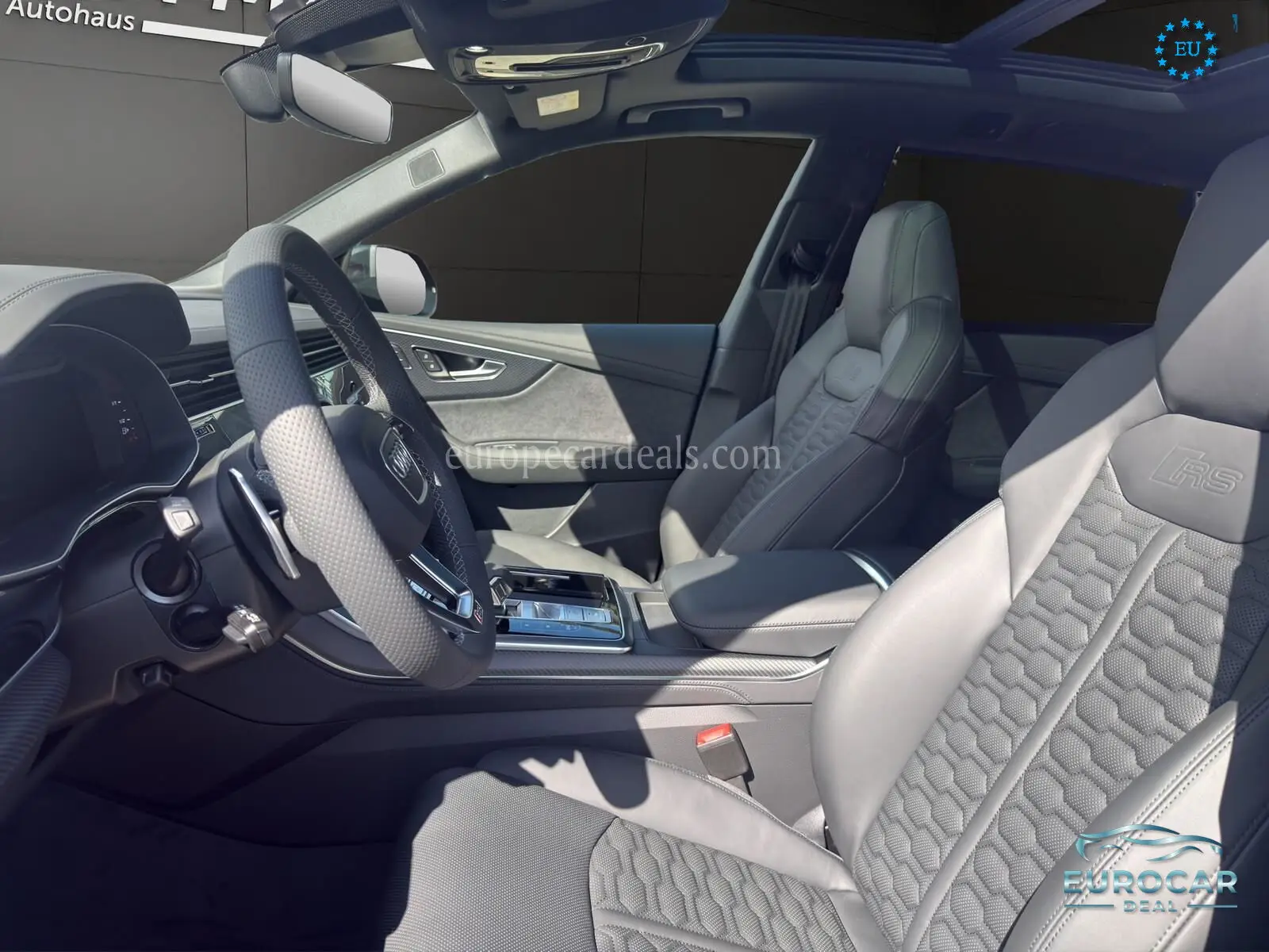 Audi RSQ8