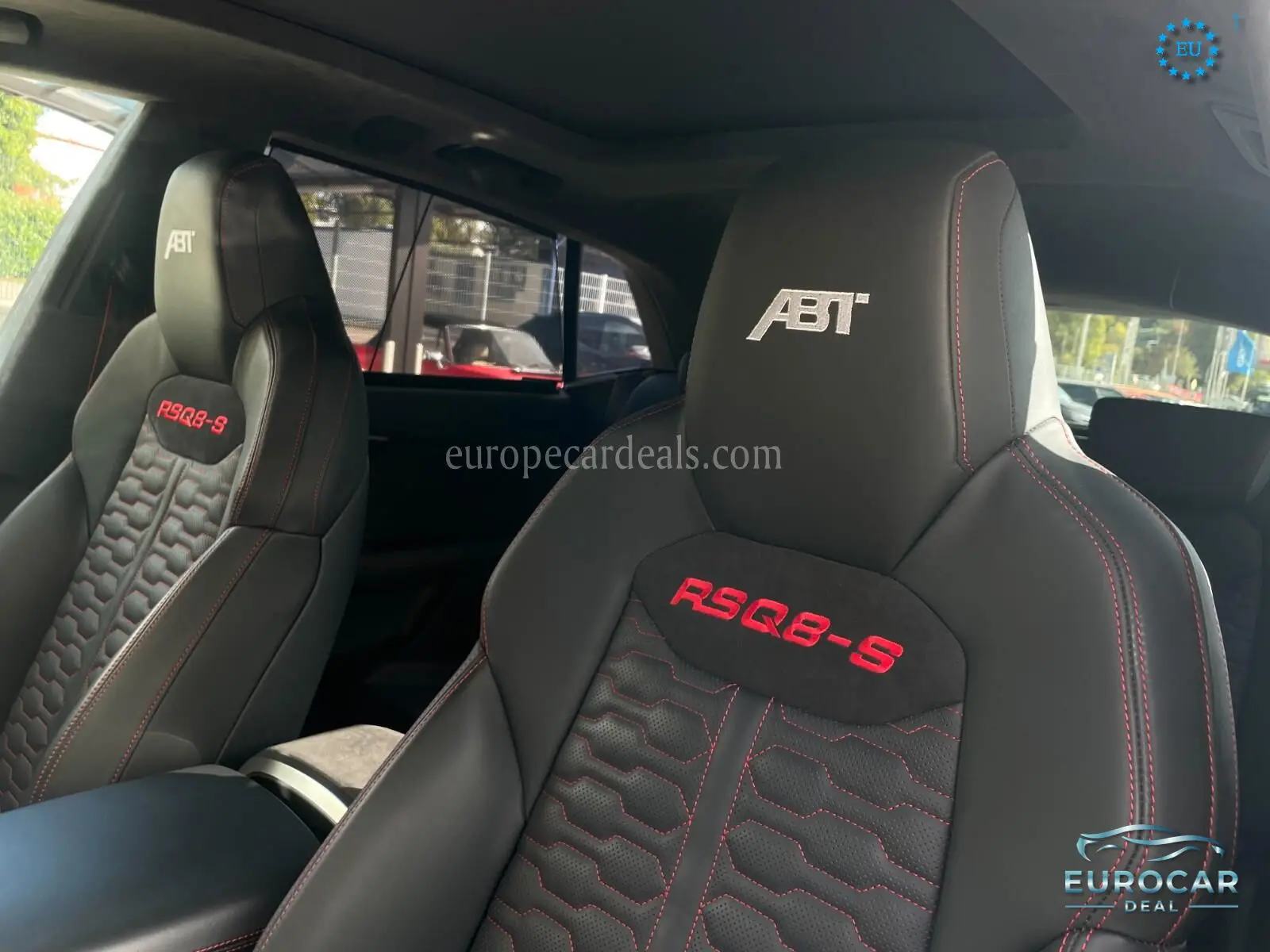 Audi RSQ8